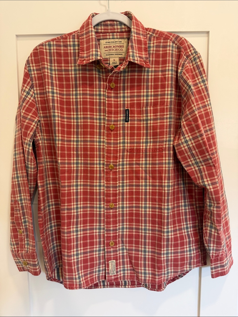 Abercrombie & Fitch Men’s Plaid Flannel Button Up Shirt S Red Navy Cream